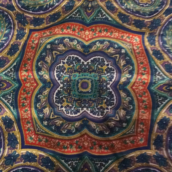 Gorgeous Necktie/Scarf/Handkerchief - Picture 1 of 3